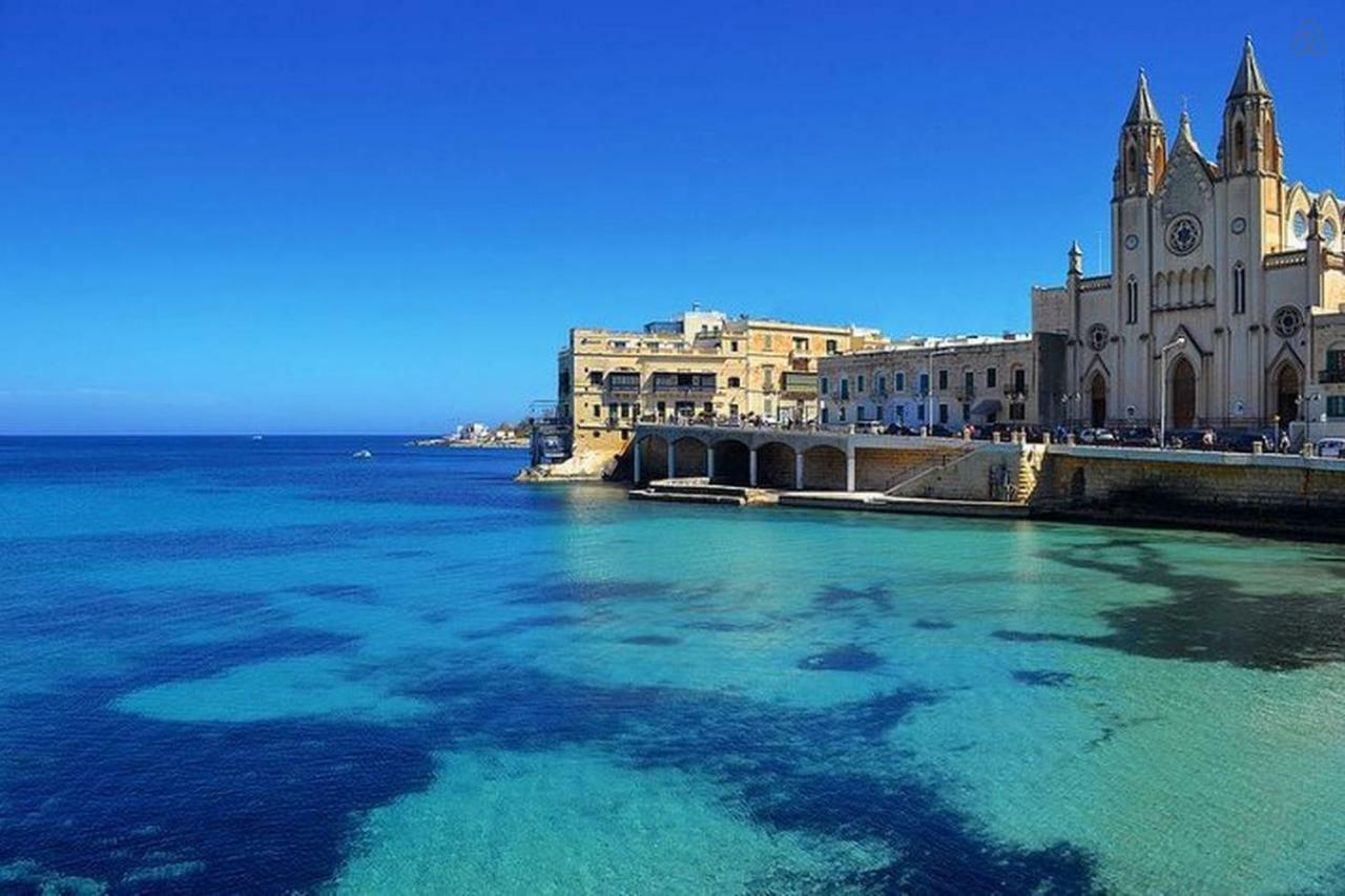 Apartment In Fort Cambridge With Pool Sliema Zewnętrze zdjęcie