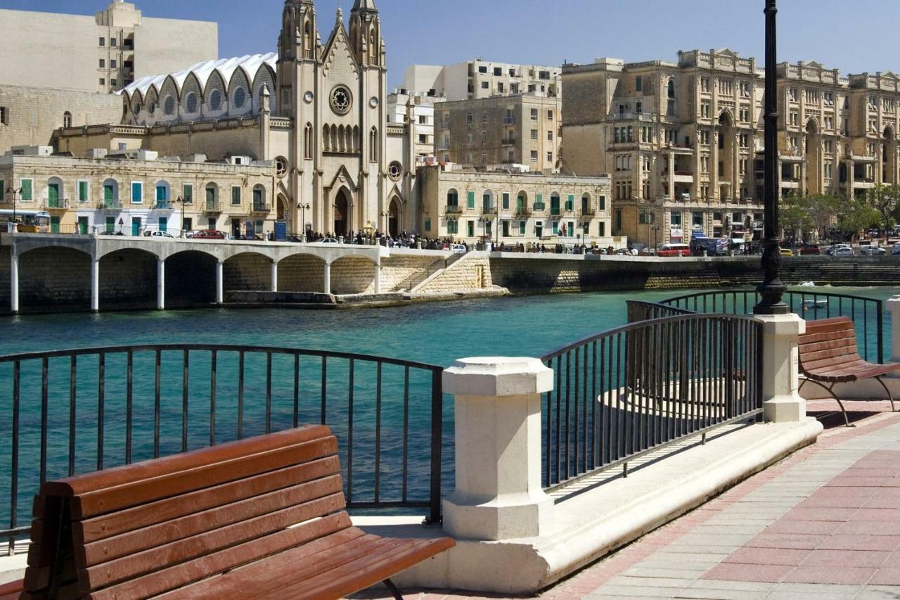 Apartment In Fort Cambridge With Pool Sliema Zewnętrze zdjęcie